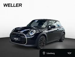 Midnight black ii (schwarz) Gebraucht 2024 Mini Cooper Favoured Kleinwagen | 26.626 € (Fairer Preis)