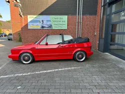 Rot Gebraucht 1991 VW Golf Cabriolet Sportline Cabrio | 13.999 €