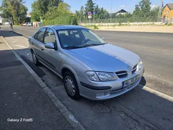 Grau Gebraucht 2000 Nissan Almera Limousine | 2.500 €
