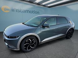 Blau Gebraucht 2024 Hyundai Ioniq Kleinwagen | 36.449 € (Etwas zu teuer)