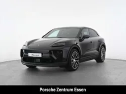 Tiefschwarzmetallic Gebraucht 2024 Porsche Macan SUV | 80.900 € (Guter Preis)