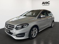 Silber Gebraucht 2018 Mercedes B200 Van / Kleinbus | 17.300 € (Fairer Preis)