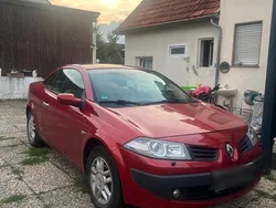 Rot Gebraucht 2006 Renault Mégane Cabriolet Cabrio | 2.250 € (Guter Preis)