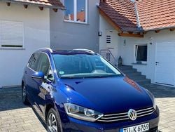Blau Gebraucht 2018 VW Golf Sportsvan Sound Van / Kleinbus | 11.500 € (Guter Preis)