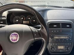 Rot Gebraucht 2008 Fiat Grande Punto Dynamic Kleinwagen | 1.500 € (Guter Preis)