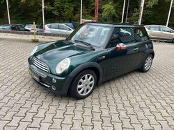 British racing green Gebraucht 2004 Mini ONE Kleinwagen | 5.999 € (Fairer Preis)