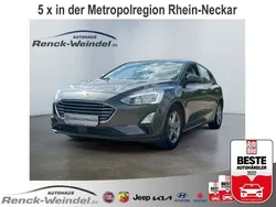 Grau Gebraucht 2018 Ford Focus Trend Limousine | 13.989 € (Fairer Preis)