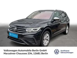 Deep black perleffekt Gebraucht 2024 VW Tiguan Allspace Life SUV | 46.446 €