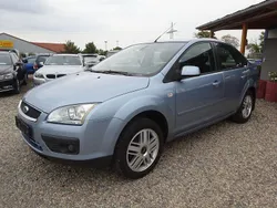 Blau Gebraucht 2006 Ford Focus Ghia Limousine | 1.300 € (Superpreis)
