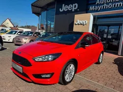 Rot Gebraucht 2018 Ford Focus ST-Line Limousine | 12.980 € (Guter Preis)