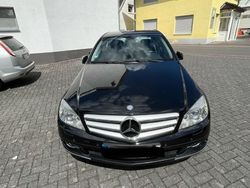Schwarz Gebraucht 2010 Mercedes C200 Avantgarde Limousine | 5.400 € (Guter Preis)