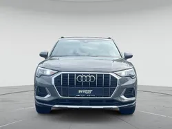 Chronosgrau metallic Gebraucht 2022 Audi Q3 Ambiente SUV | 29.930 € (Guter Preis)