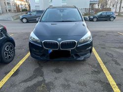 Schwarz Gebraucht 2019 BMW 220 Gran Tourer Advantage Van / Kleinbus | 17.749 €