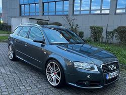 Grau Gebraucht 2007 Audi A4 S-Line Kombi | 4.000 € (Teuer)