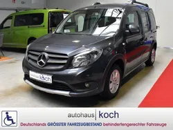 Grau Gebraucht 2018 Mercedes Citan 112 Edition Kombi | 23.980 €