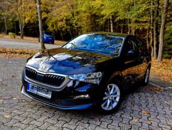 Schwarz Gebraucht 2020 Skoda Scala Ambition Kleinwagen | 15.800 € (Fairer Preis)