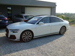 Weiß Neu 2025 Audi A8 Exclusive Limousine | 93.950 €