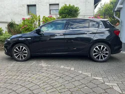 Schwarz Gebraucht 2016 Fiat Tipo Lounge Kombi | 10.800 € (Guter Preis)