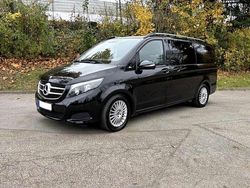 Schwarz Gebraucht 2018 Mercedes V220 Edition Van / Kleinbus | 35.999 € (Fairer Preis)
