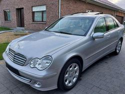 Silber Gebraucht 2004 Mercedes C200 Elegance Limousine | 5.000 € (Etwas zu teuer)