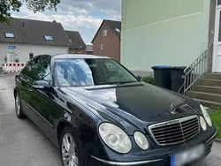 Gebraucht 2005 Mercedes E240 Avantgarde Limousine | 3.500 €