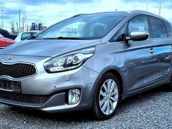 Grau Gebraucht 2013 Kia Carens Van / Kleinbus | 8.999 € (Fairer Preis)