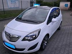 Weiß Gebraucht 2011 Opel Meriva Van / Kleinbus | 3.500 € (Guter Preis)