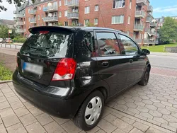 Schwarz Gebraucht 2003 Chevrolet Kalos Kleinwagen | 850 € (Fairer Preis)