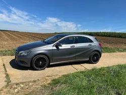 Grau Gebraucht 2013 Mercedes A180 Limousine | 12.999 € (Fairer Preis)