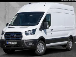 Frozen white uni Gebraucht 2023 Ford E-Transit Trend Van | 33.975 € (Etwas zu teuer)