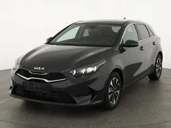 Pentametal metallic Neu 2025 Kia Ceed | 26.470 € (Fairer Preis)