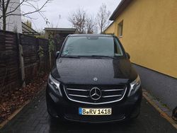Schwarz Gebraucht 2017 Mercedes V250 Edition Van / Kleinbus | 40.000 € (Fairer Preis)