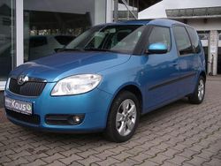 Blau Gebraucht 2006 Skoda Roomster Comfort Van / Kleinbus | 4.990 €