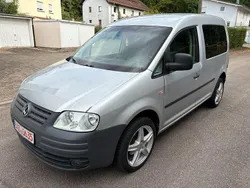 Silber Gebraucht 2007 VW Caddy Life Van / Kleinbus | 2.600 € (Etwas zu teuer)