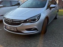 Silber Gebraucht 2017 Opel Astra Dynamic Kombi | 8.499 € (Fairer Preis)