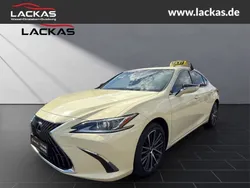 Weiß Neu 2025 Lexus ES300 Limousine | 52.900 € (Fairer Preis)