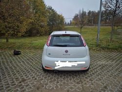 Weiß Gebraucht 2012 Fiat Punto Evo Kleinwagen | 2.999 € (Guter Preis)