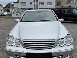 Silber Gebraucht 2004 Mercedes C240 Limousine | 3.300 € (Fairer Preis)