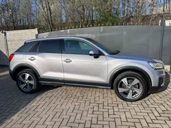 Silber Gebraucht 2017 Audi Q2 Design SUV | 13.999 € (Fairer Preis)