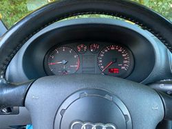 Silber Gebraucht 1998 Audi A3 Limousine | 450 € (Superpreis)