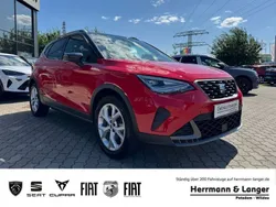 Rot / pure rot Gebraucht 2023 Seat Arona FR SUV | 19.990 € (Fairer Preis)