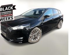 Schwarz Gebraucht 2018 Ford Focus ST-Line Limousine | 13.888 € (Teuer)