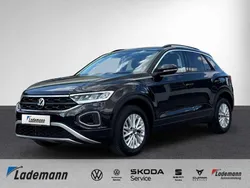 Deep black perleffekt Gebraucht 2024 VW T-Roc Life SUV | 21.719 € (Guter Preis)