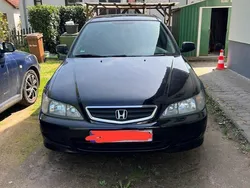 Schwarz Gebraucht 2002 Honda Accord Limousine | 749 €