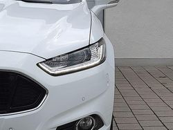 Weiß Gebraucht 2015 Ford Mondeo Titanium Limousine | 19.999 €