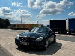 Schwarz Gebraucht 2006 Mercedes SLK350 Cabrio | 9.000 €