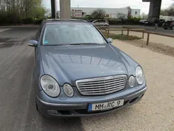 Blau Gebraucht 2004 Mercedes E500 Avantgarde Kombi | 6.500 € (Superpreis)