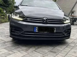 Grau Gebraucht 2021 VW Touran Highline Van / Kleinbus | 30.980 € (Etwas zu teuer)
