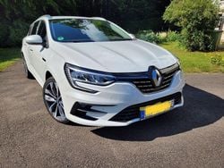 Weiß Gebraucht 2021 Renault Megane E-Tech Limousine | 24.400 €