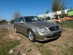 Gold Gebraucht 2004 Mercedes CLK240 Coupé | 2.700 €
